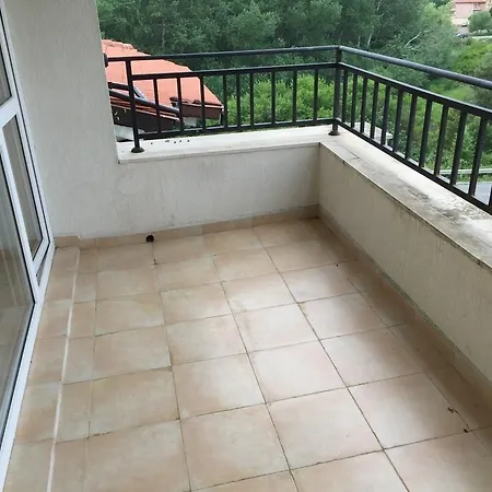 Hills Eh Apartament
