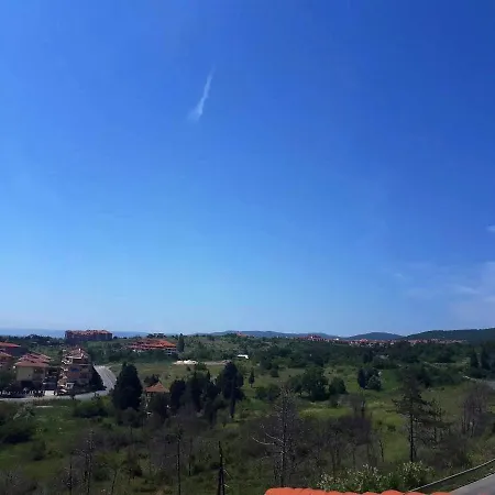 Hills Eh *